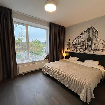 Modern Zilinska Balkony & Ac Apartment *